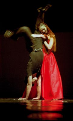 Fine 5 Dance Theatre, Tallinn "Two Trains"